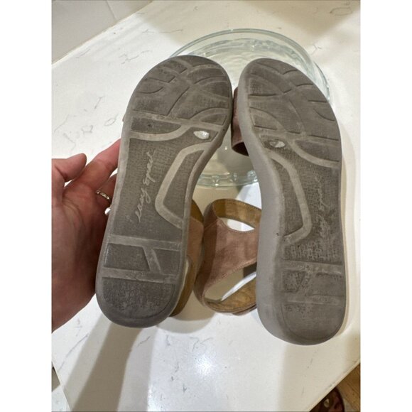 Easy Spirit Kailynne Strappy Sandal Women's Sz 10M Brown Suede Hook & Loop - Picture 14 of 14